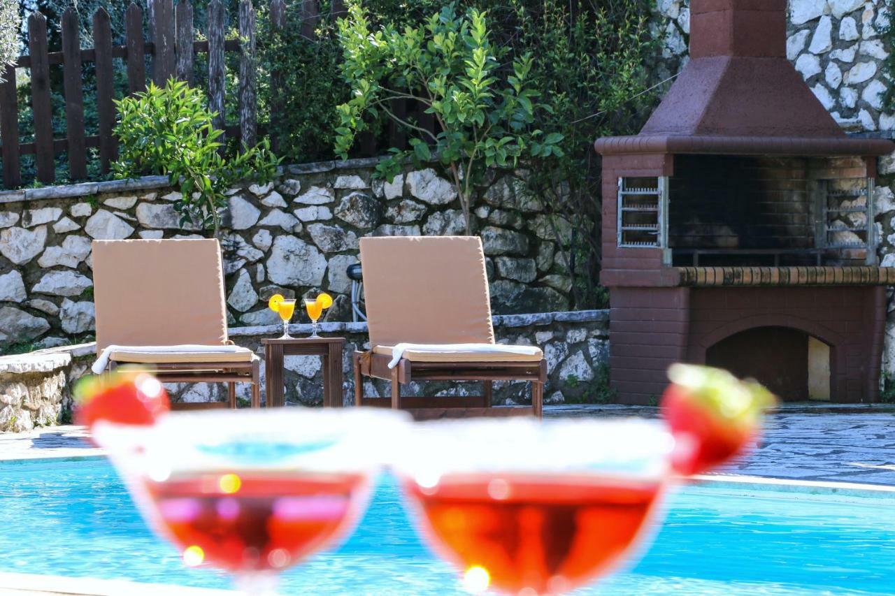 Villa Summer Breeze Никиана Экстерьер фото